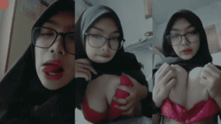 Viral Terbaik Ukhti Hijab Lincah Susu Toge 2