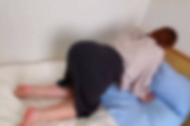 Jepang Vs Seorang Ibu Rumah Tangga Penuh Nafsu Yang Mengeluarkan Cairan Kotor Dan Menginginkan Yang Lain